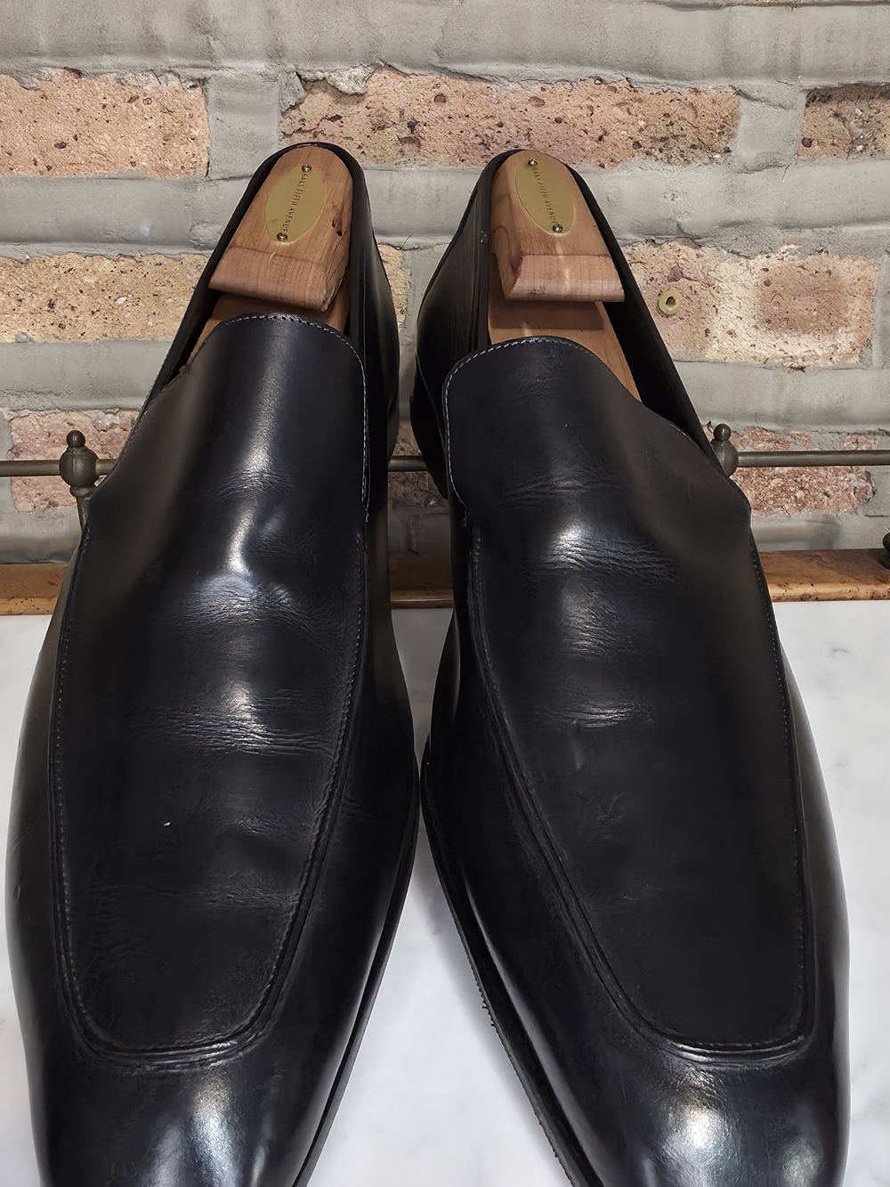 Mezlan Black Leather Men’s Slip-On Loafers 14M